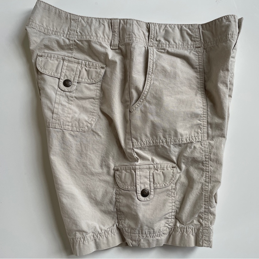 EDDIE BAUER | Mercer Fit Tan Cargo Walking Casual Shorts Size 10 EUC